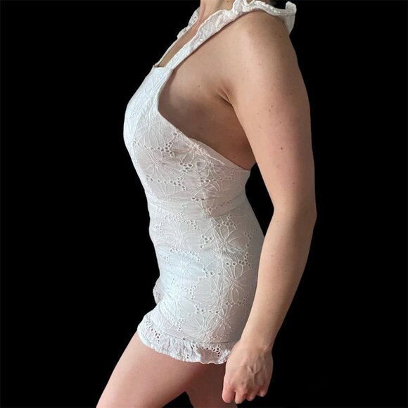 JOA LOS ANGELES Beautiful White Cotton Boho Romper - Picture 2 of 4